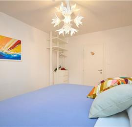 3 Bedroom Apartment with 2 Balconies near Dubrovnik Old Town, Sleeps 5-6